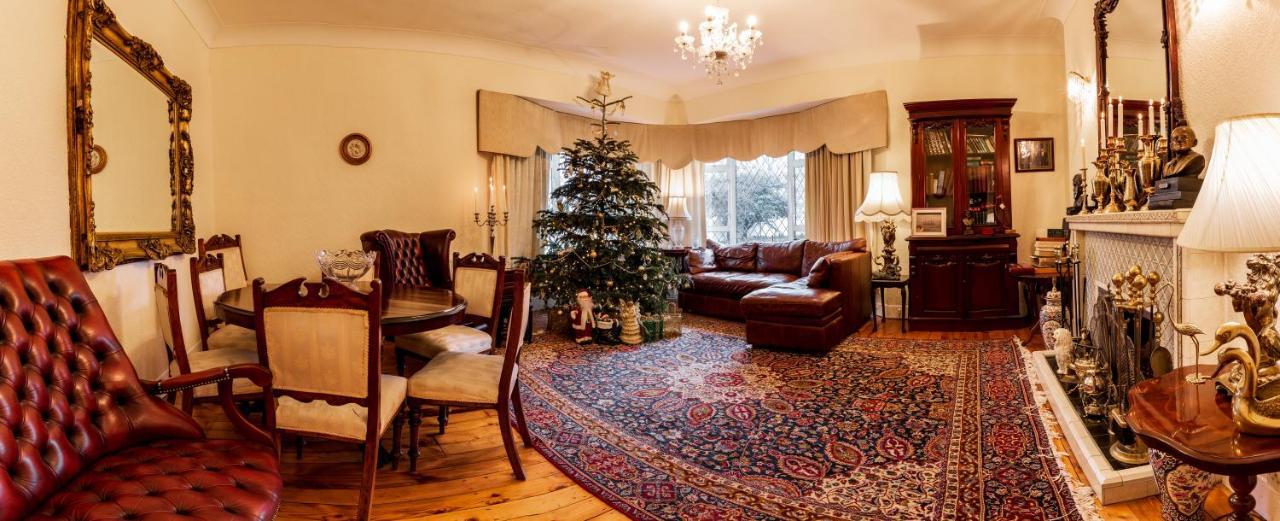 Aaron Court B&B ดับลิน ภายนอก รูปภาพ