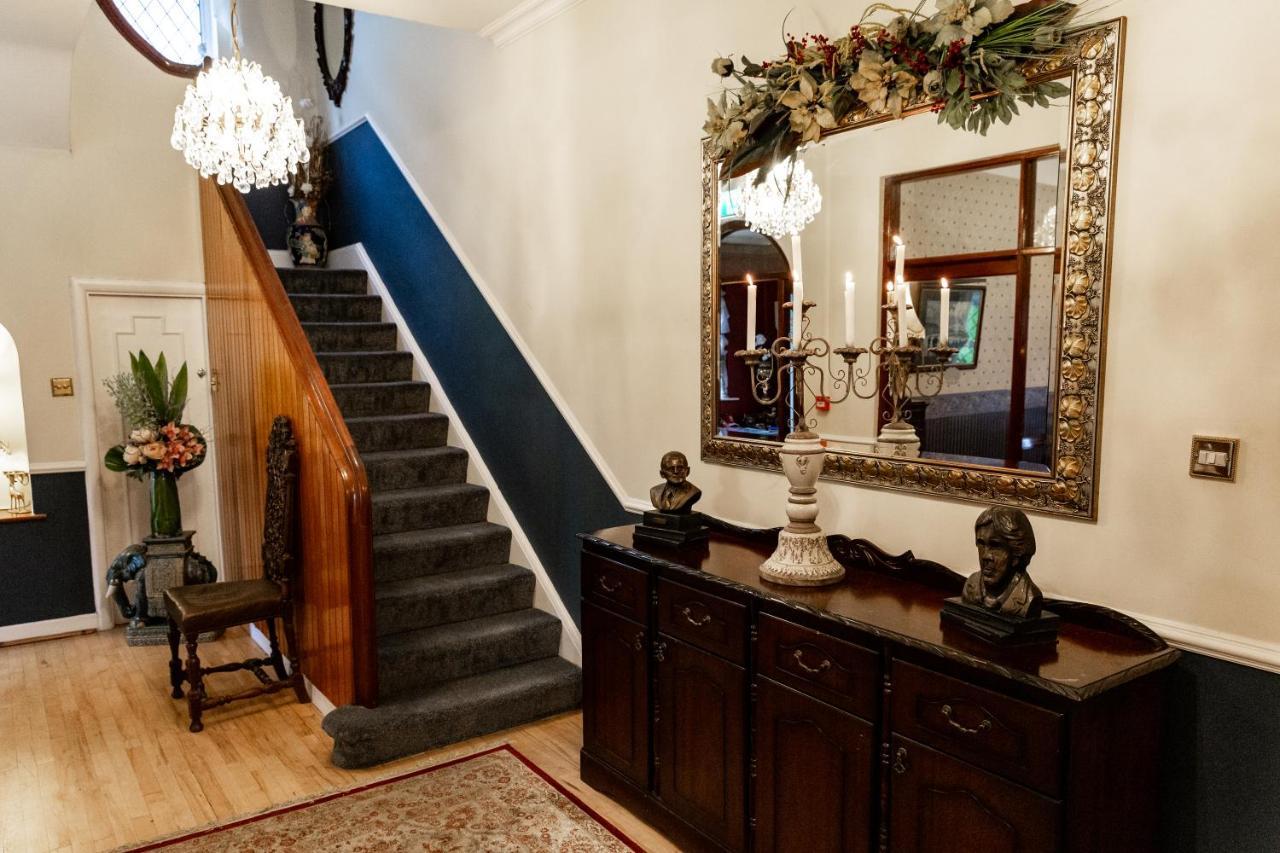 Aaron Court B&B ดับลิน ภายนอก รูปภาพ